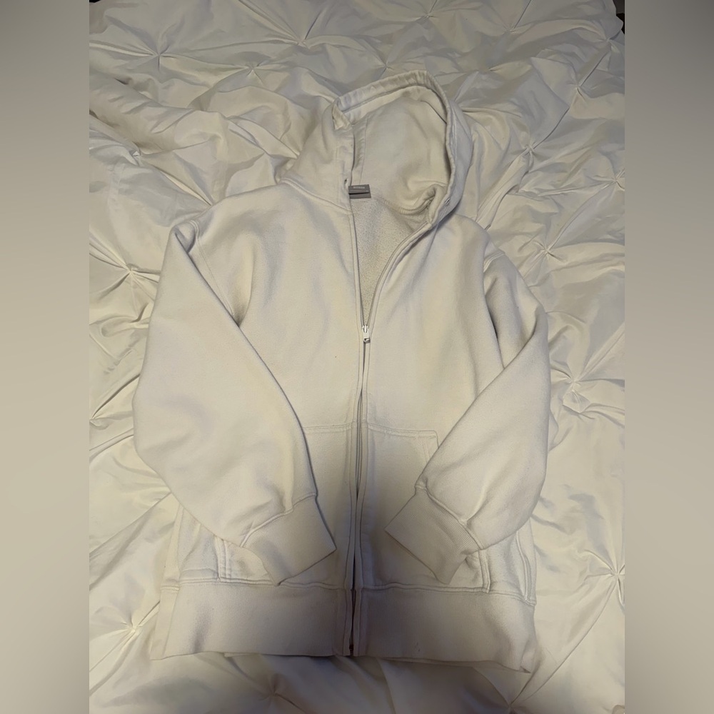 aritzia TNA zip up